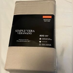 NWT SIMPLY VERA VERAWANG PILLOWCASE SET